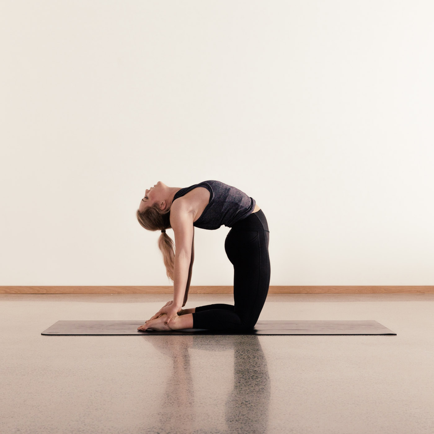 Four Stages To Learning Ustrasana (Camel Pose) | Yoga Selection